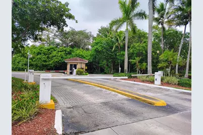 5590 NW 61st St, Unit #801, Coconut Creek, FL 33073 - Photo 27