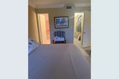 2050 NE 39th St, Unit #211W, Lighthouse Point, FL 33064 - Photo 17