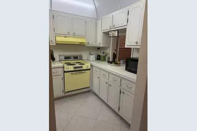 2050 NE 39th St, Unit #211W, Lighthouse Point, FL 33064 - Photo 3