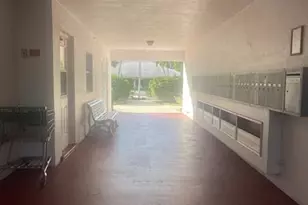 2050 NE 39th St, Lighthouse Point, FL 33064 - Photo 27