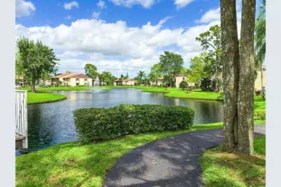 339  Knotty Pine Cir, Unit #A-1, Greenacres, FL 33463 - Photo 25