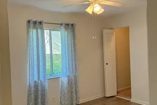 339 Knotty Pine Cir, Greenacres, FL 33463 - Photo 21