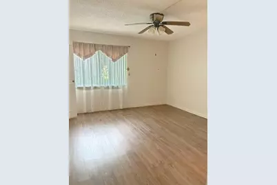 339  Knotty Pine Cir, Unit #A-1, Greenacres, FL 33463 - Photo 11