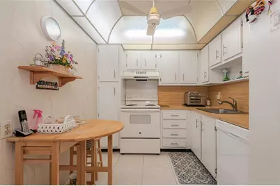 1100  Sant Charles Pl., Unit #207, Pembroke Pines, FL 33026 - Photo 9