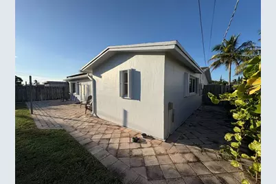 9310 NW 26th St, Sunrise, FL 33322 - Photo 15