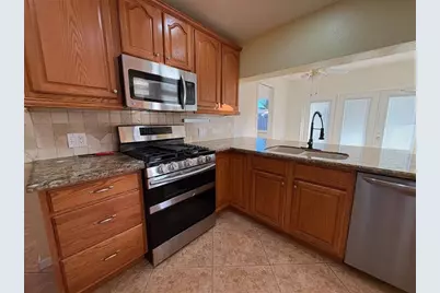9310 NW 26th St, Sunrise, FL 33322 - Photo 5