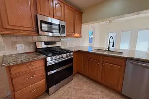 9310 NW 26th St, Sunrise, FL 33322 - Photo 5