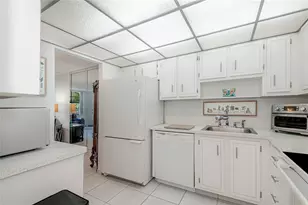 1300 Saint Charles Pl # L20 Pembroke Pines Unit, Pembroke Pines, FL 33026 - Photo 13