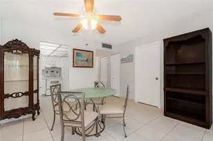 1300 Saint Charles Pl # L20 Pembroke Pines Unit, Pembroke Pines, FL 33026 - Photo 7