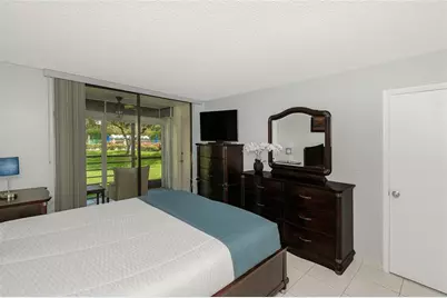 1300  Saint Charles Pl # L20 Pembroke Pines, Unit #L20, Pembroke Pines, FL 33026 - Photo 17