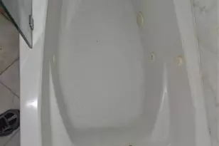 2750 NE 183rd St, Aventura, FL 33160 - Photo 13