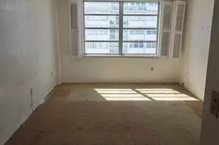 2750 NE 183rd St, Aventura, FL 33160 - Photo 11