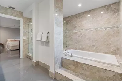 2750 NE 35th Ct, Fort Lauderdale, FL 33308 - Photo 31