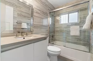 2750 NE 35th Ct, Fort Lauderdale, FL 33308 - Photo 33