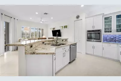 6911 NW 112 Way, Parkland, FL 33076 - Photo 9