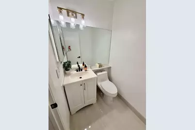 21204  Harbor Way, Unit #125, Aventura, FL 33180 - Photo 13