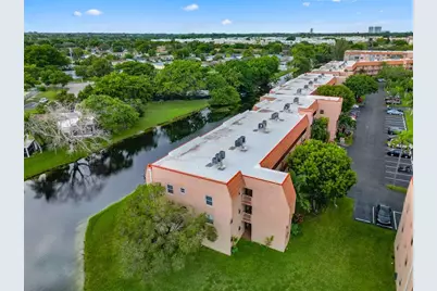 9660  Sunrise Lakes Blvd, Unit #103, Sunrise, FL 33322 - Photo 27