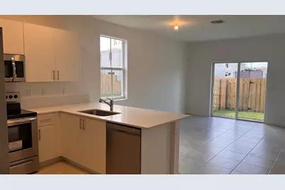 11960 NW 47 Mnr, Unit #11960, Coral Springs, FL 33065 - Photo 9