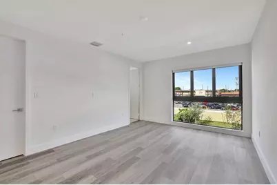 4208 NE 7th Ter, Unit #8, Oakland Park, FL 33334 - Photo 21