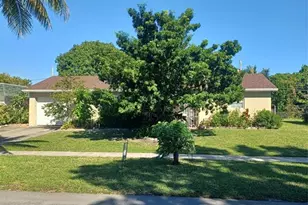 1621 42nd St, West Palm Beach, FL 33407 - Photo 1