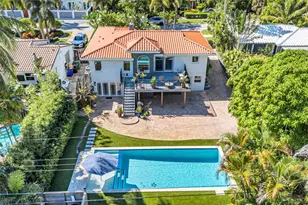 744 NE 18th Ave, Fort Lauderdale, FL 33304 - Photo 1