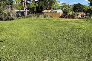 920 Revels Ln, Fort Pierce, FL 34982 - Photo 3