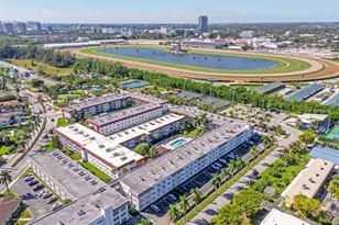 581 Blue Heron Dr, Hallandale Beach, FL 33009 - Photo 35