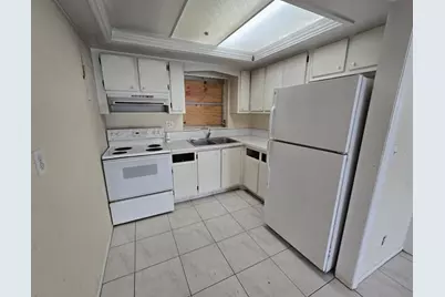 2950 E Crosley Dr, Unit #I, West Palm Beach, FL 33415 - Photo 5