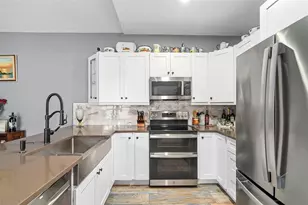 7515 NW 3rd St, Plantation, FL 33317 - Photo 3