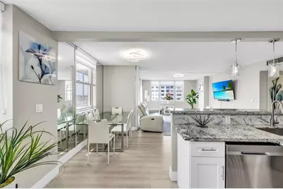 4330  Hillcrest Dr, Unit #810, Hollywood, FL 33021 - Photo 1