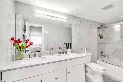 4330  Hillcrest Dr, Unit #810, Hollywood, FL 33021 - Photo 13