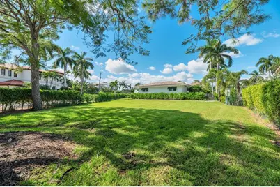 2520  Laguna Ter, Fort Lauderdale, FL 33316 - Photo 37