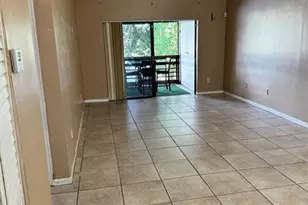 615 NW 210th St, Miami, FL 33169 - Photo 3