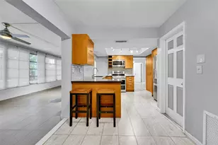 6501 NW 24th Ct, Sunrise, FL 33313 - Photo 9