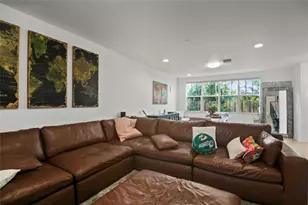 732 NE 15th Ave, Fort Lauderdale, FL 33304 - Photo 11