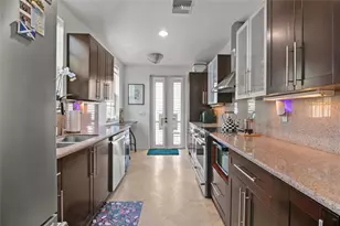 732 NE 15th Ave, Fort Lauderdale, FL 33304 - Photo 9
