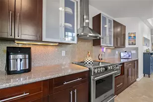 732 NE 15th Ave, Fort Lauderdale, FL 33304 - Photo 7