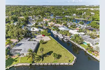 522 SW 9th Ter, Fort Lauderdale, FL 33312 - Photo 13