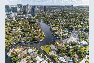 522 SW 9th Ter, Fort Lauderdale, FL 33312 - Photo 3