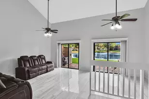 4182 S Pine Island Rd, Davie, FL 33328 - Photo 25