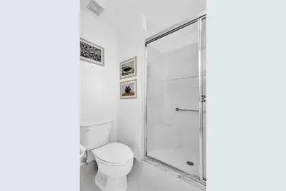 7775  Yardley Dr, Unit #110, Tamarac, FL 33321 - Photo 31