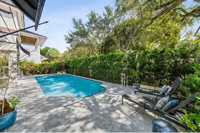 1020  Ponce De Leon Dr, Fort Lauderdale, FL 33316 - Photo 33