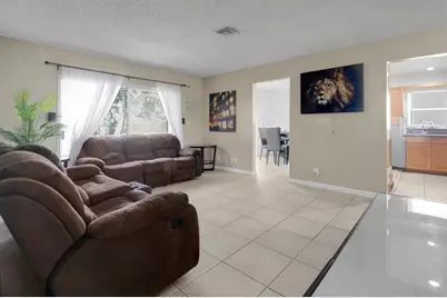 2440 NW 98th Ln, Coral Springs, FL 33065 - Photo 5