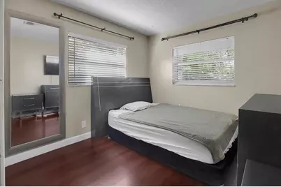 2440 NW 98th Ln, Coral Springs, FL 33065 - Photo 19