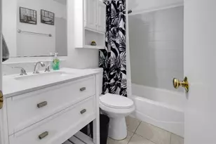 2440 NW 98th Ln, Coral Springs, FL 33065 - Photo 15