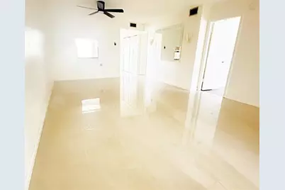 7500 NW 5th Ct, Unit #103, Margate, FL 33063 - Photo 5