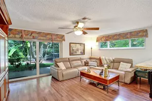 11149 Helena Dr, Cooper City, FL 33026 - Photo 13