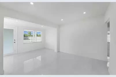 2396  Service Road, Opa-Locka, FL 33054 - Photo 27