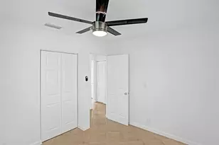 651 NE 59th Ct, Oakland Park, FL 33334 - Photo 17