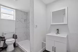 495 SE 8th St, Deerfield Beach, FL 33441 - Photo 9